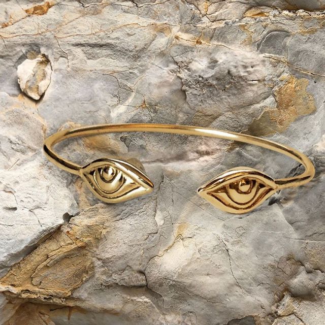 👁👁Bracelet Lucie ✨en Argent ou Plaqué Or✨jewelry @lilougalas 
#jewelry #gold #eyes #saintelucie #exvoto #handmade #madeinfrance #madeinparis🇫🇷